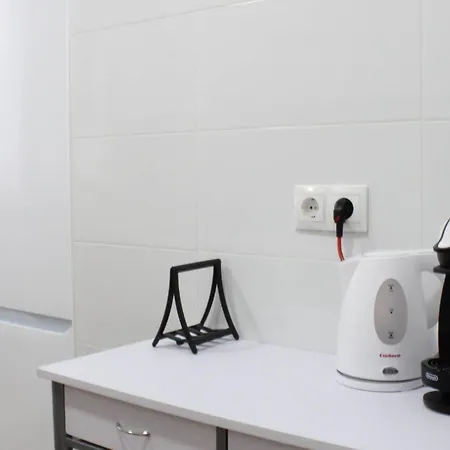 Apartamento Coqueto Y Luminoso De Tres